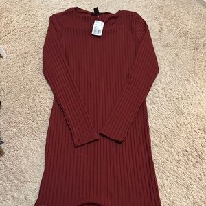 Ribbed Long Sleeve Dress in Burgundy